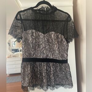 White House Black Market Black Lace Overlay short sleeve top size 8 Worn once